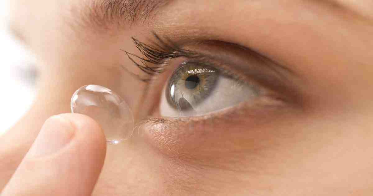 Contact Lens Brands , Dangers of Contact Lenses , Side Effects of Contact Lenses , Contact Lenses